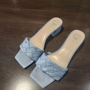 VINCE CAMUTO HEEL SANDAL